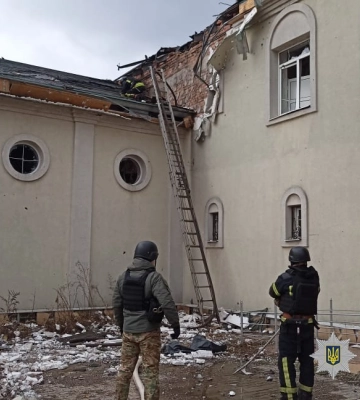 В Дружковке спасатели ликвидировали последствия российского авиаудара