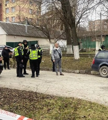 В Каменце-Подольском прогремел взрыв возле ТЦК. Погибли и пострадали люди