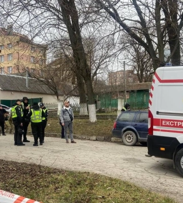 У Кам&#039;янці-Подільському пролунав вибух біля будівлі ТЦК та СП: є загиблий і травмовані