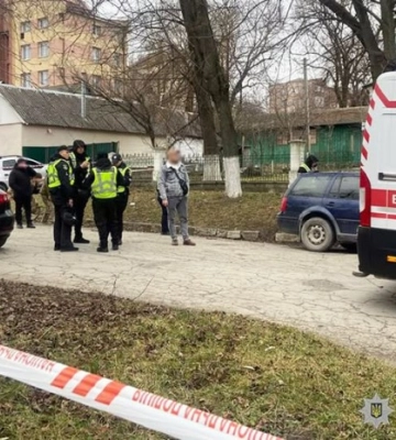 Біля будівлі ТЦК у Кам’янці-Подільському пролунав вибух — поліція