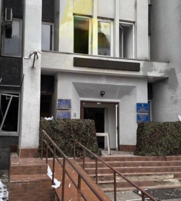 Приніс вибухівку до ТЦК Рівного: росіяни дистанційно підірвали свого агента, постраждали військові