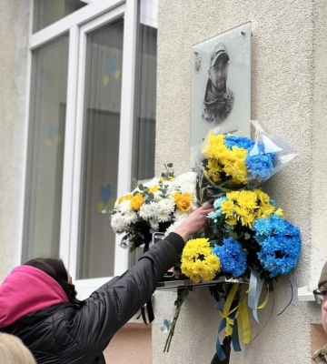На фасаді однієї з гімназій Рівного сьогодні відкриють пам&#039;ятну дошку загиблому на війні Герою