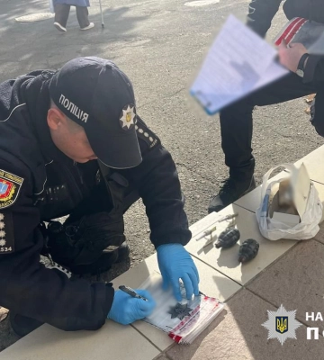 В Одеській області затримали 23-річного чоловіка під час продажу гранат, - ФОТО