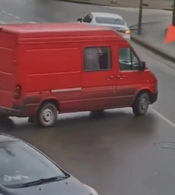 У Луцьку камери упіймали любителя їздити наліво (відео)