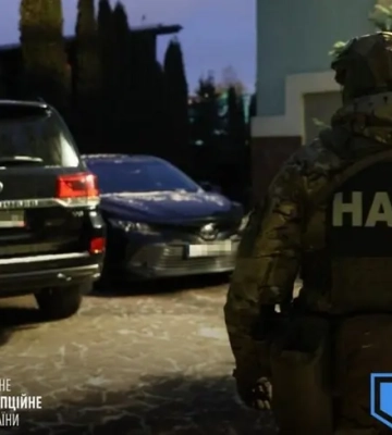 НАБУ проводить у Києві операцію з викриття корупції у міськраді