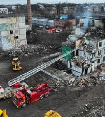 У реанімації перебувають четверо постраждалих від ракетного удару по п&#039;ятиповерхівці у Полтаві