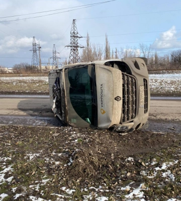 Оккупанты атаковали машину Укрпочты под Покровском