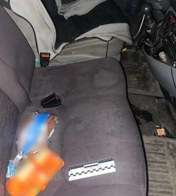 У Рівному чоловік викрав з незачиненої автівки рюкзак з документами та грошима