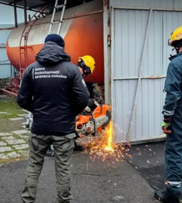 Бюро економічної безпеки прикрило у Києві АЗС, яка працювала без необхідних дозволів