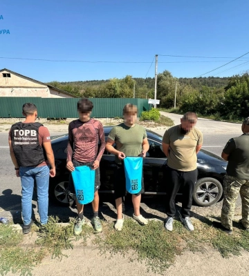 На Вінниччині батька та сина судитимуть за переправлення ухилянтів через кордон. ФОТО