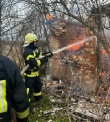 В дачному масиві на Волині горів цегляний будинок