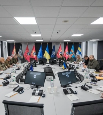 Умєров і голова Військового комітету НАТО обговорили пріоритети у допомозі