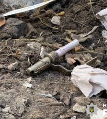 У Кременчуці біля сміттєвих баків знайшли гранату