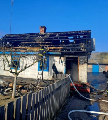 Займання помітив сусід: у Рожищі горіла хата
