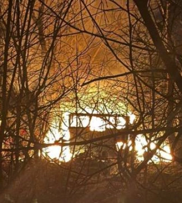 Уламки безпілотника спричинили пожежу та пошкодження на дачних ділянках на Полтавщині