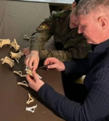 У Криму окупанти змушують школярів робити деталі для зброї - соцмережі