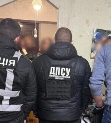 На Львівщині викрили схему нелегального переправлення чоловіків за кордон