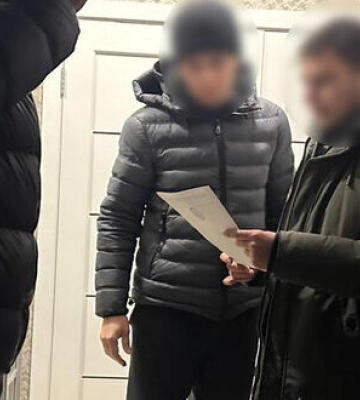 Разворовывали бюджет на восстановление жилых фондов и ремонты укрытий: в Кривом Роге разоблачена группировка во главе с&amp;hellip;