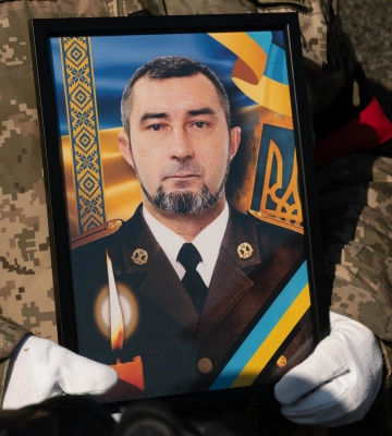 Ужгород сьогодні попрощався із полеглим захисником Андрієм Сокачем