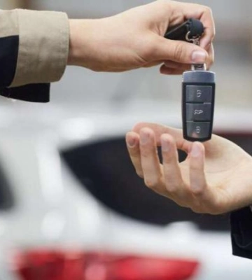 Як призначити належного користувача авто