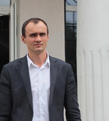 Лучанам соромно, що освітою керує неграмотний чиновник