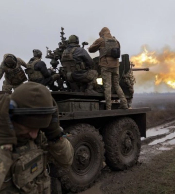 Продовження наступу ворога. Тонка червона лінія