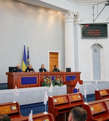 Спочатку не проголосували, а потім не зібралися: у Черкасах депутати облради не можуть ліквідувати МСЕК