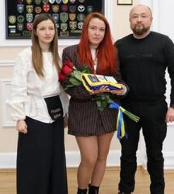 У Полтаві родині загиблої Стребкової вручили нагрудний знак &quot;Захисник України — Герой міста Полтава&quot;