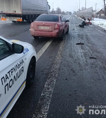 Можливих свідків ДТП, після якої загинув чоловік в електровізку, шукає поліція Житомирщини