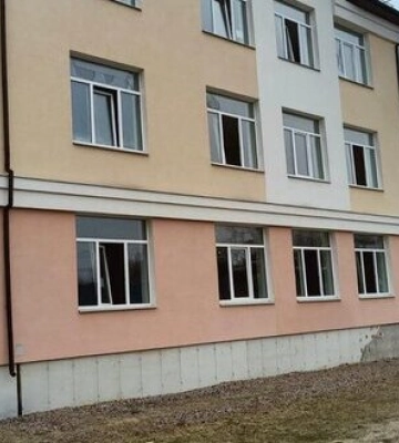 Росіяни атакували Бориспільський район Київщини: пошкоджено дитсадок та дві школи. ФОТОрепортаж