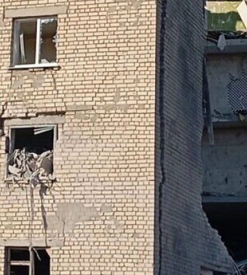 У Мерефі на Харківщині уламки російських дронів пошкодили склади