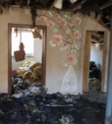У Рахові вогнеборці ліквідували пожежу у двоповерховому будинку