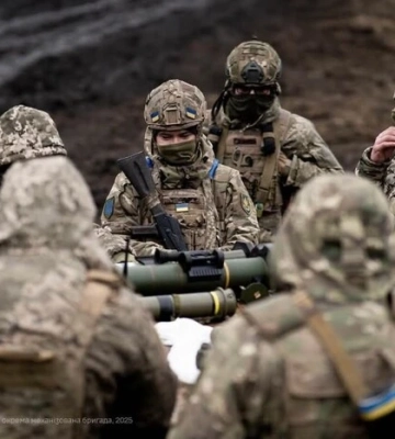 Новий контракт для добровольців 18-24 років, голосування за добудову ХАЕС. Головне за 11 лютого