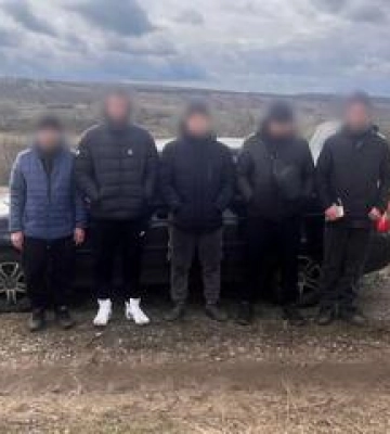 Прикордонники затримали полтавців, які намагались втекти до Молдови