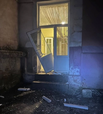 Ракетний удар по Кривому Рогу: пошкоджена інфраструктура та десятки авто