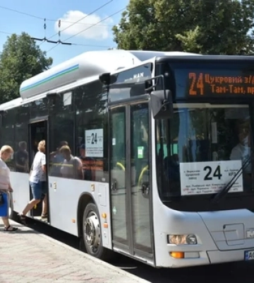 У Луцьку на одному з маршрутів змінився перевізник: що тепер буде
