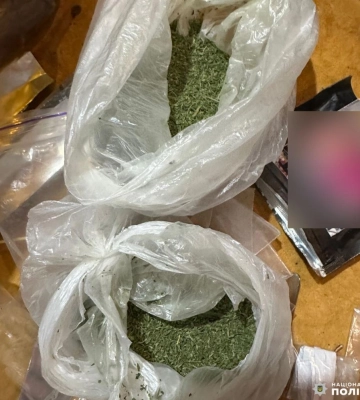 У Рівному чоловік облаштував нарколаболаторію прямо в квартирі багатоповерхівки