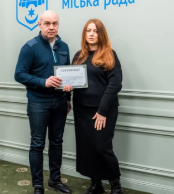Вдові тернополянина, який загинув через удар російського дрона, вручили сертифікат на квартиру