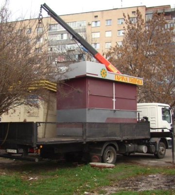 Черкаські депутати проголосували за план демонтажів незаконних конструкцій на три роки