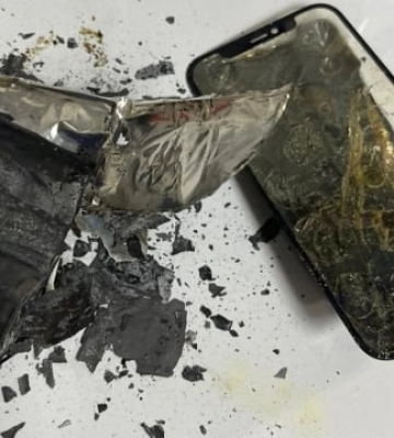 В Луцке в одной из школ iPhone взорвался в руках ученика