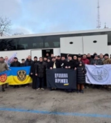 Зі Львівщини на Святу гору Афон у Грецію вирушили ще 25 Захисників