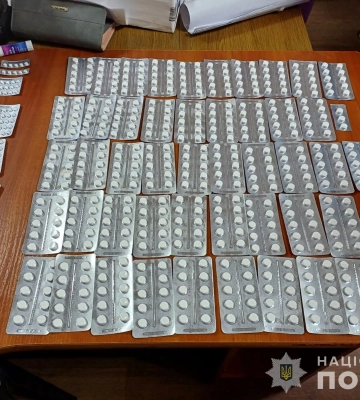 Сумські правоохоронці повідомили про підозру лікарю-наркологу, який порушив правила видачі наркотичних засобів