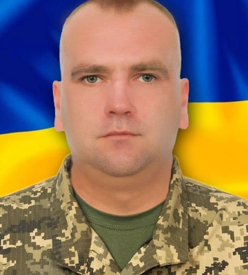 Просять зустріти «живим коридором» загиблого на війні земляка
