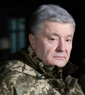 РНБО запровадила санкції проти Петра Порошенка: що відомо?