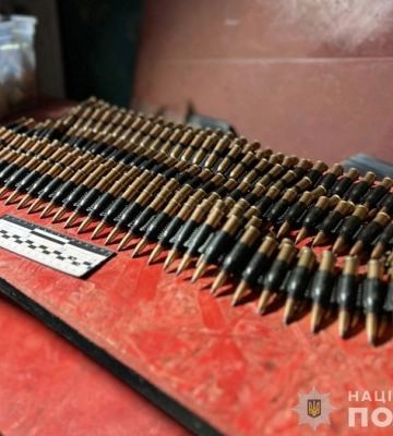 Правоохоронці перекрили канали збуту зброї та вибухівки у Києві і на Прикарпатті