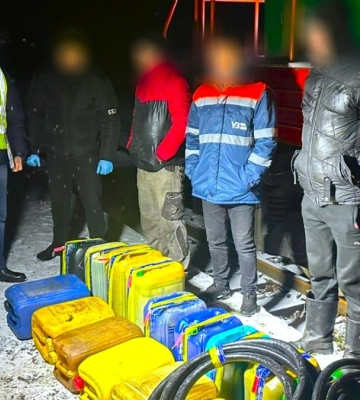 Схема на рейках: на Прикарпатті викрили залізничників, які розкрадали дизпаливо