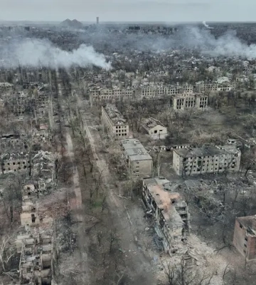 У Торецькій і Часовоярській громадах залишаються 400 людей, росіяни не дають підвозити воду