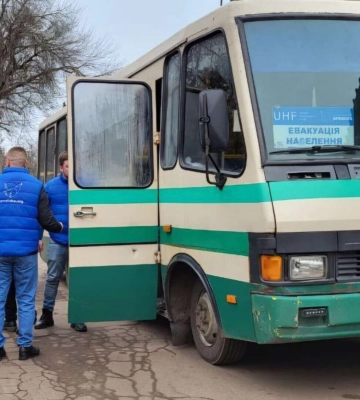 На Дніпропетровщині продовжується евакуація населення з прифронтових громад