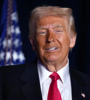 Вступ в НАТО, повернення територій та зустріч з путіним: Трамп зробив низку заяв про Україну