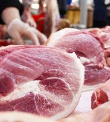 Ветеринарний контроль виявив небезпечні продукти на ринках міста